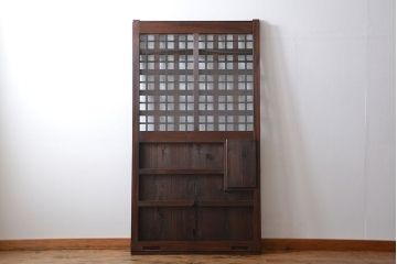 古民具・骨董　欅材の鉄帯付き格子蔵戸(ガラス入り)(玄関戸)