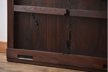 古民具・骨董　欅材の鉄帯付き格子蔵戸(ガラス入り)(玄関戸)