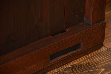 古民具・骨董　欅材の鉄帯付き格子蔵戸(ガラス入り)(玄関戸)