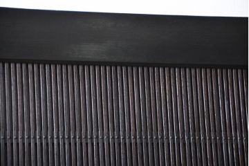 古民具・骨董　繊細な格子の上質な蔵戸(玄関戸)