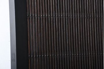 古民具・骨董　繊細な格子の上質な蔵戸(玄関戸)