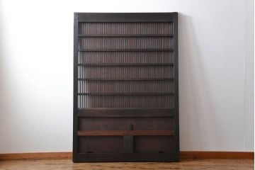 古民具・骨董　繊細な格子の上質な蔵戸(玄関戸)