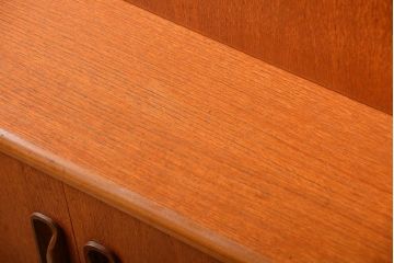 北欧家具　G-PLAN(ジープラン)チーク材サイドボード(サイドキャビネット、リビングボード)