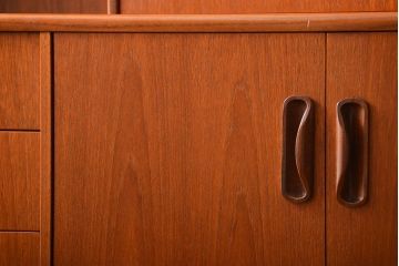 北欧家具　G-PLAN(ジープラン)チーク材サイドボード(サイドキャビネット、リビングボード)