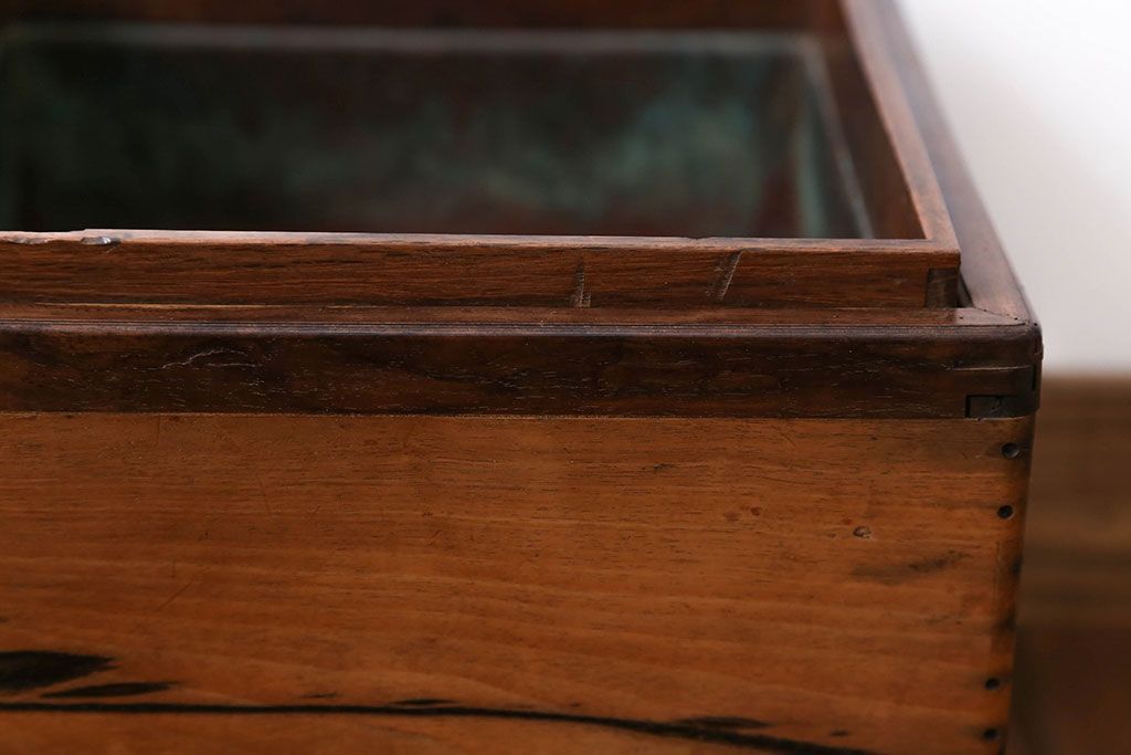 アンティーク雑貨　古民具・骨董　古い黒柿無垢材!角火鉢2個セット