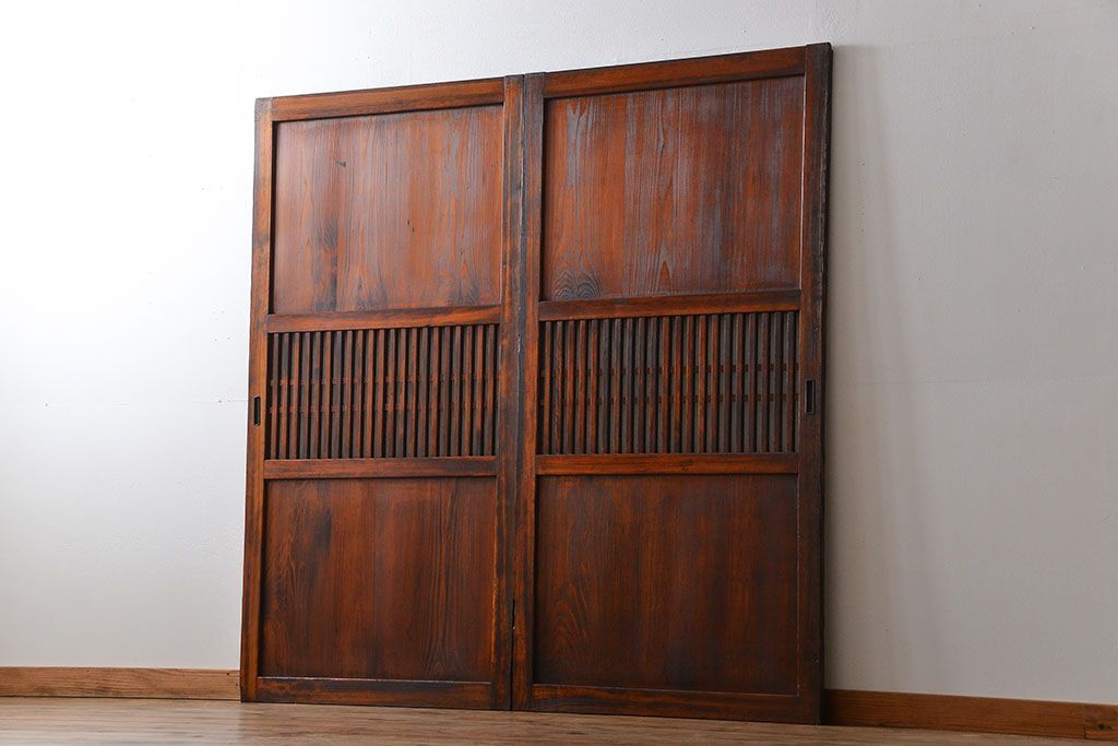 アンティーク　味わい深いダイヤガラス入り格子帯戸2枚セット(建具、板戸、ガラス帯戸)