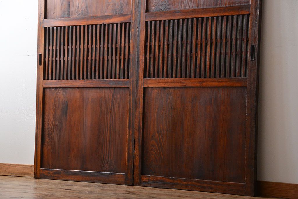 アンティーク　味わい深いダイヤガラス入り格子帯戸2枚セット(建具、板戸、ガラス帯戸)