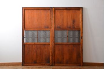 アンティーク　味わい深いダイヤガラス入り格子帯戸2枚セット(建具、板戸、ガラス帯戸)