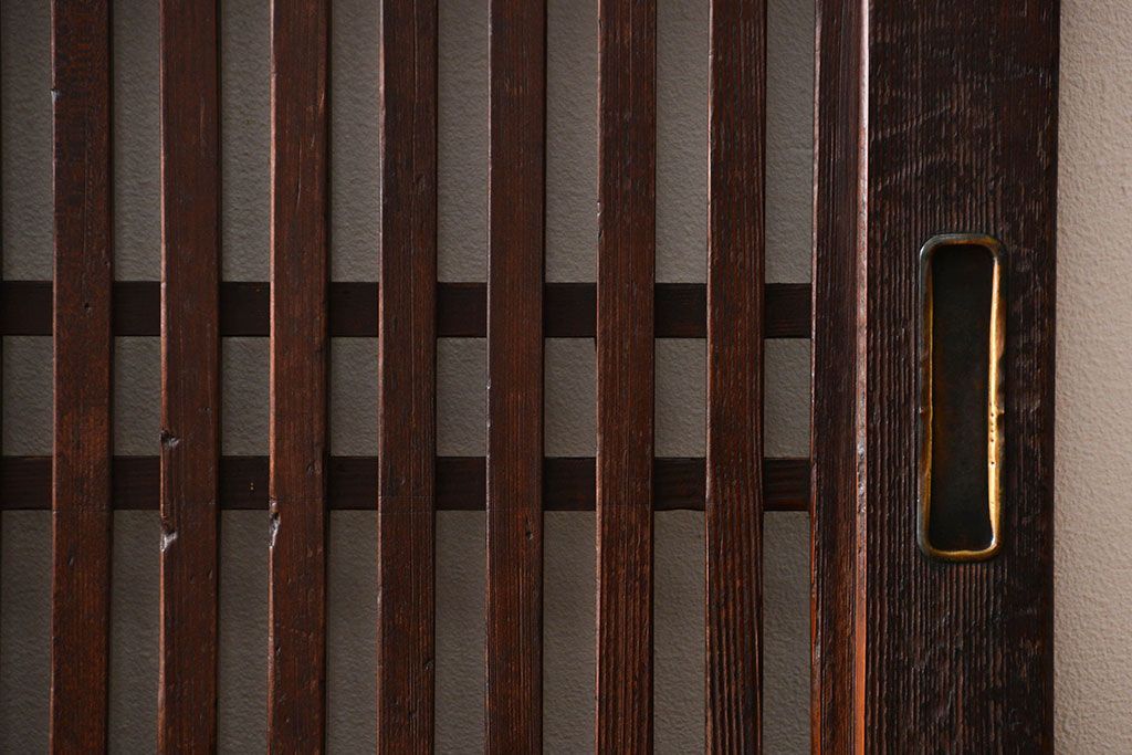 古民具・骨董　シックな格子帯戸2枚セット(和風建具、古民家)