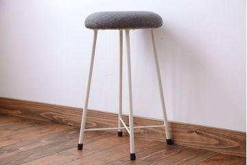 アンティーク家具　シンプルなワークスツール(デスク用椅子・机イス、チェア)1脚