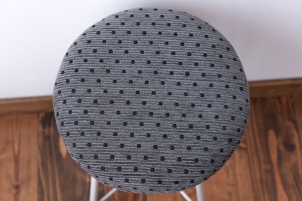 アンティーク家具　ペイントのかわいい座面の丸スツール1脚(椅子、いす)