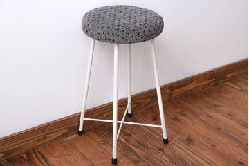 アンティーク家具　ペイントのかわいい座面の丸スツール1脚(椅子、いす)