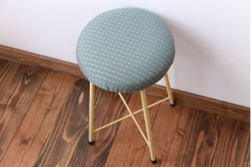 アンティーク家具　カラーペイント鉄脚の丸いスツール(丸椅子、イス)1脚