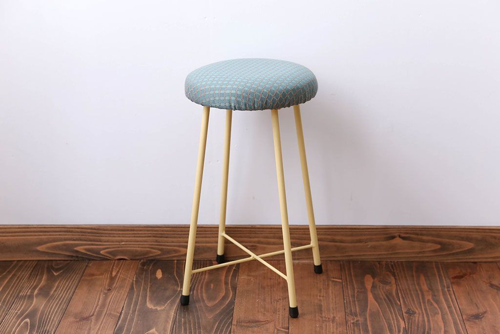 アンティーク家具　カラーペイント鉄脚の丸いスツール(丸椅子、イス)1脚