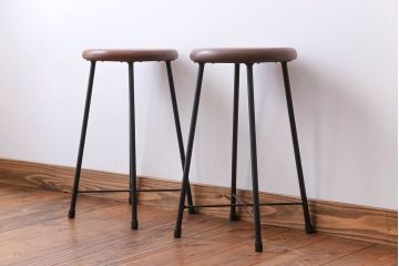 アンティーク家具　ナチュラルなペイントスツール2脚セット(椅子)