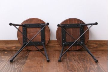 アンティーク家具　ナチュラルなペイントスツール2脚セット(椅子)