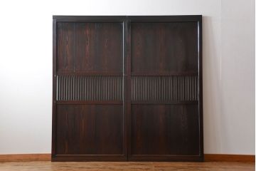 古民具・骨董　囲炉裏でいぶされた格子帯戸2枚セット(板戸)