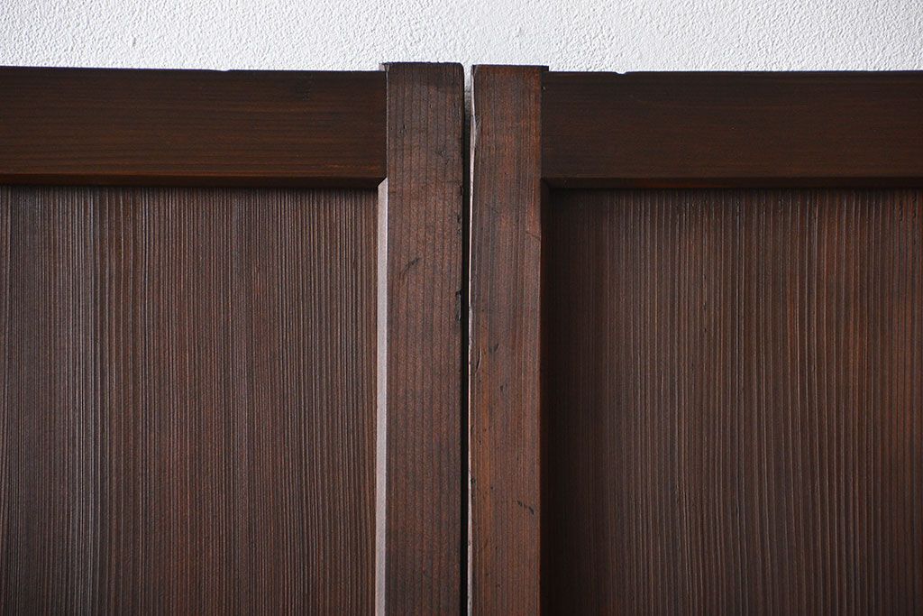 アンティーク　ガラス入りの柾目が美しい上品な帯戸2枚セット(引き戸、ガラス帯戸)