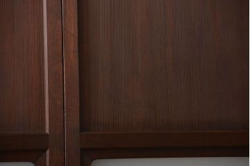 アンティーク　ガラス入りの柾目が美しい上品な帯戸2枚セット(引き戸、ガラス帯戸)