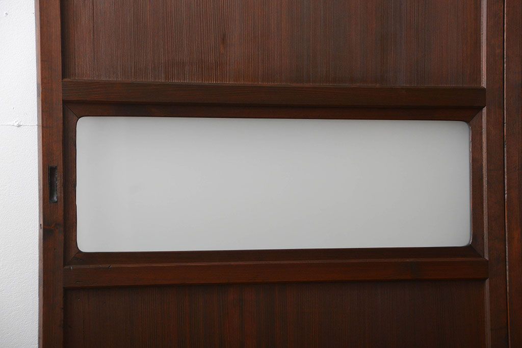 アンティーク　ガラス入りの柾目が美しい上品な帯戸2枚セット(引き戸、ガラス帯戸)