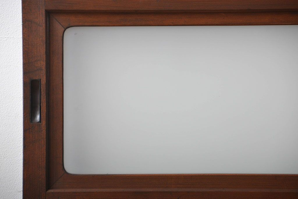 アンティーク　ガラス入りの柾目が美しい上品な帯戸2枚セット(引き戸、ガラス帯戸)