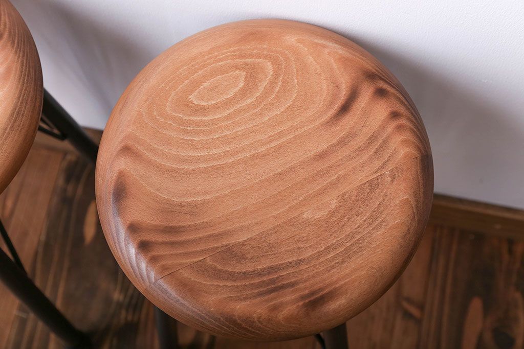 アンティーク家具　ペイント鉄脚のナチュラルスツール2脚セット(椅子、イス)