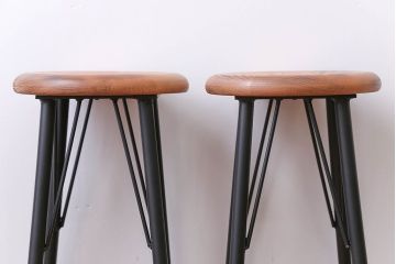 アンティーク家具　ペイント鉄脚のナチュラルスツール2脚セット(椅子、イス)