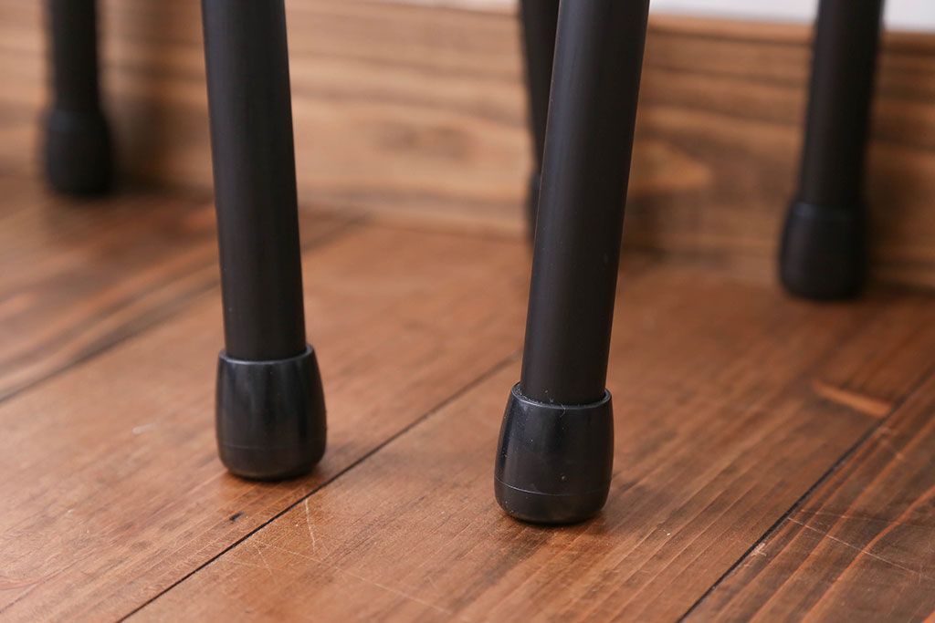 アンティーク家具　ペイント鉄脚のナチュラルスツール2脚セット(椅子、イス)