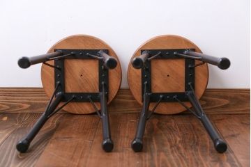アンティーク家具　ペイント鉄脚のナチュラルスツール2脚セット(椅子、イス)