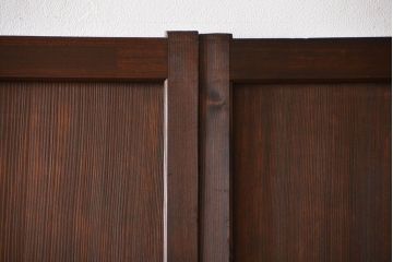 アンティーク　ガラス入りの柾目が美しい上品な帯戸4枚セット(引き戸、ガラス帯戸)