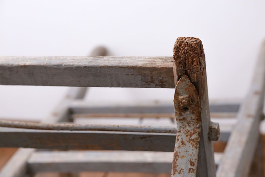 フランスアンティーク　シャビーなかわいい一輪車(手押し車、ガーデニング)