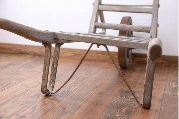 フランスアンティーク　シャビーなかわいい一輪車(手押し車、ガーデニング)