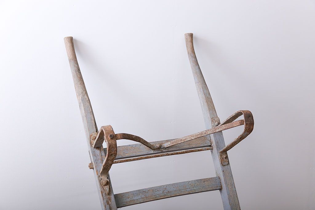 フランスアンティーク　シャビーなかわいい一輪車(手押し車、ガーデニング)