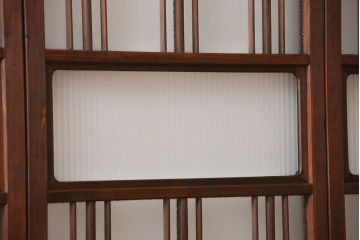 アンティーク　ダイヤガラスとモールガラス入りの縦格子幅狭ガラス戸4枚セット(引き戸)