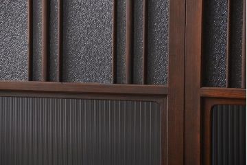 アンティーク　ダイヤガラスとモールガラス入りの縦格子幅狭ガラス戸4枚セット(引き戸)