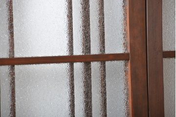 アンティーク　ダイヤガラスとモールガラス入りの縦格子幅狭ガラス戸4枚セット(引き戸)