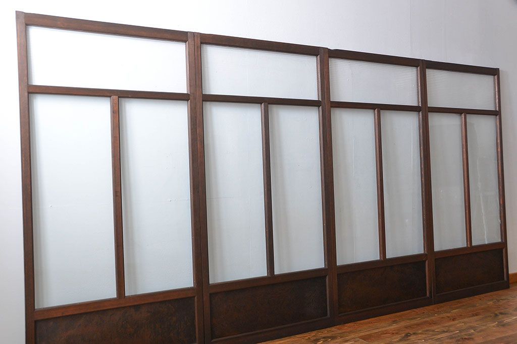 アンティーク　モールガラスとゆらゆらガラスの上品なガラス戸4枚セット