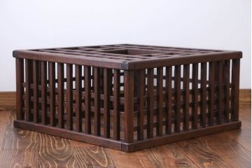 アンティーク雑貨　古民具・骨董 作り込みが秀逸なこたつやぐら(炬燵櫓)