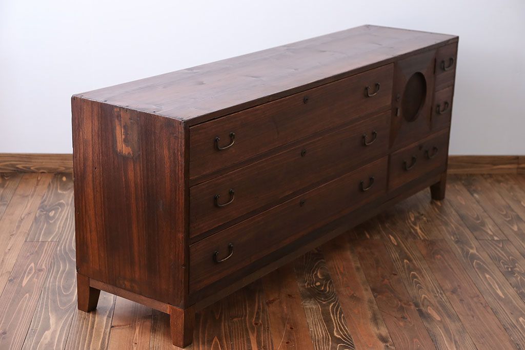 アンティーク家具　アンティーク　脚付き横長ローチェスト(ローボード、テレビボード)