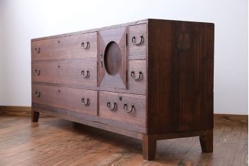 アンティーク家具　アンティーク　脚付き横長ローチェスト(ローボード、テレビボード)