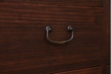 アンティーク家具　アンティーク　脚付き横長ローチェスト(ローボード、テレビボード)