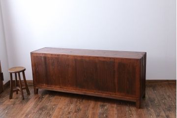 アンティーク家具　アンティーク　脚付き横長ローチェスト(ローボード、テレビボード)