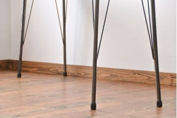 レトロ家具　昭和レトロ　天板一枚板　古材を使った鉄脚テーブル(3)(作業台)