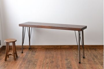レトロ家具　昭和レトロ　天板一枚板!古材を使った鉄脚テーブル(3)(作業台)