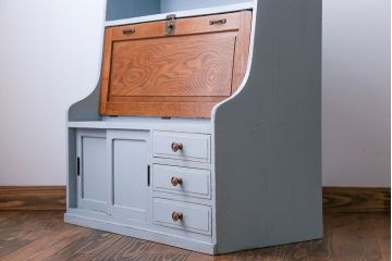 アンティーク家具　アンティーク　小振りなペイントライティングビューロー