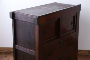 アンティーク家具　古民具・骨董 前面桜材と欅材!帳場箪笥(時代箪笥)