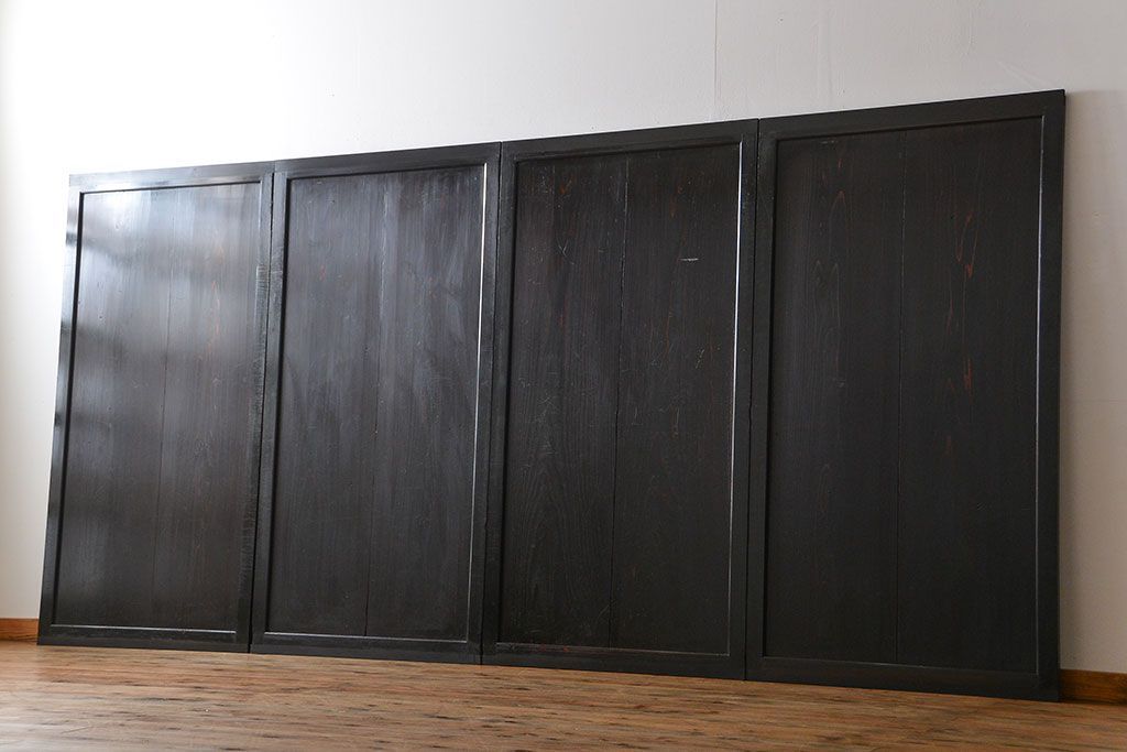 古民具・骨董 煤けた味のある板戸 4枚セット(帯戸、引き戸)