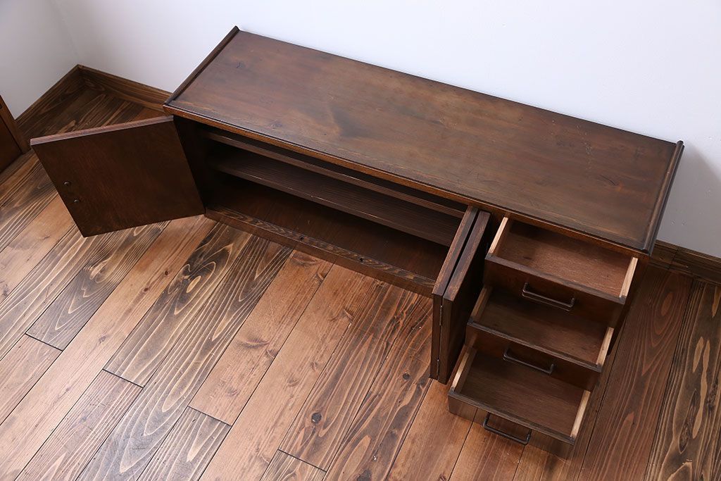 アンティーク家具　テレビ台にぴったり!アンティークローボード