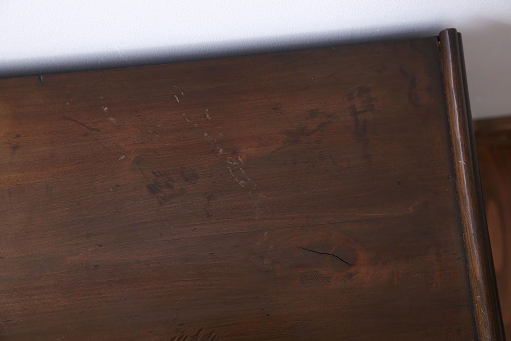 アンティーク家具　テレビ台にぴったり!アンティークローボード