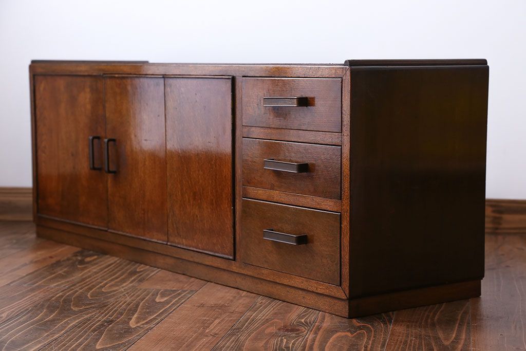 アンティーク家具　テレビ台にぴったり!アンティークローボード